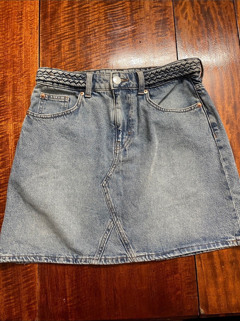 H&M Classic Light Blue Denim A-Line Skirt with Braided Waist mini